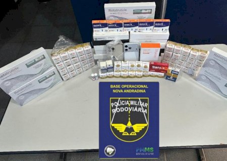 PMR apreende medicamentos ilegais e eletrônicos ocultos em caminhão na MS- 134