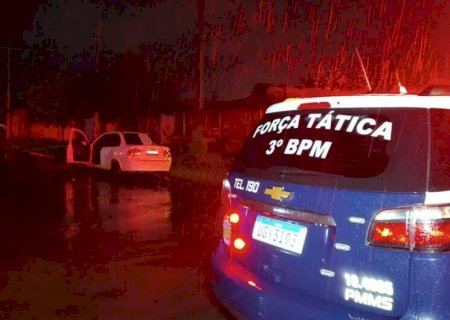 Homem morre em confronto com a polícia após furto de veículo ma cidade de Dourados