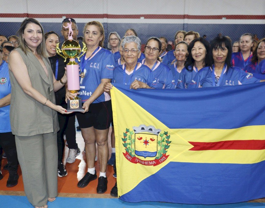 Angélica realiza Copa de Vôlei Adaptado 60+ Feminino e reúne atletas da região