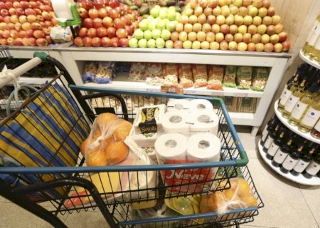 Após Lula proibir bets, brasileiros compram mais arroz, óleo e café, diz Abras